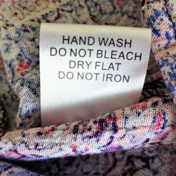 Lumiere Dress with Crochet Cut-out Waist - Picture 7 of 7